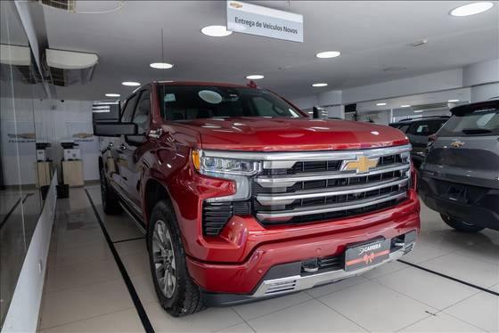 CHEVROLET SILVERADO 5.3 V8 GASOLINA 1500 HIGH COUNTRY 4X4 AUTOMÁTICO
